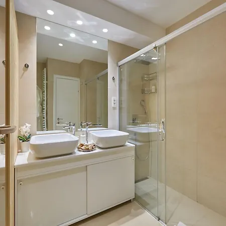 Deluxe Blue Bayou Apartment *